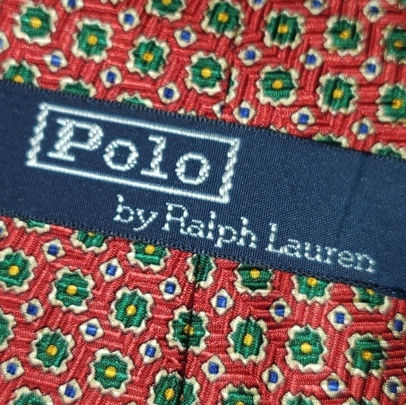𝅺Polo tie red with green and white NEW - Picture 5 of 6